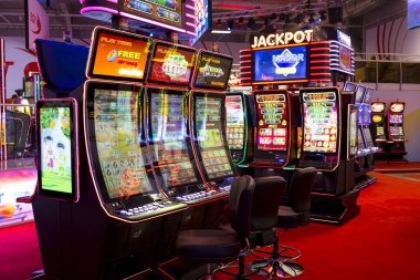 Live dealer blackjack table on cinta99 slot with multi-camera feed